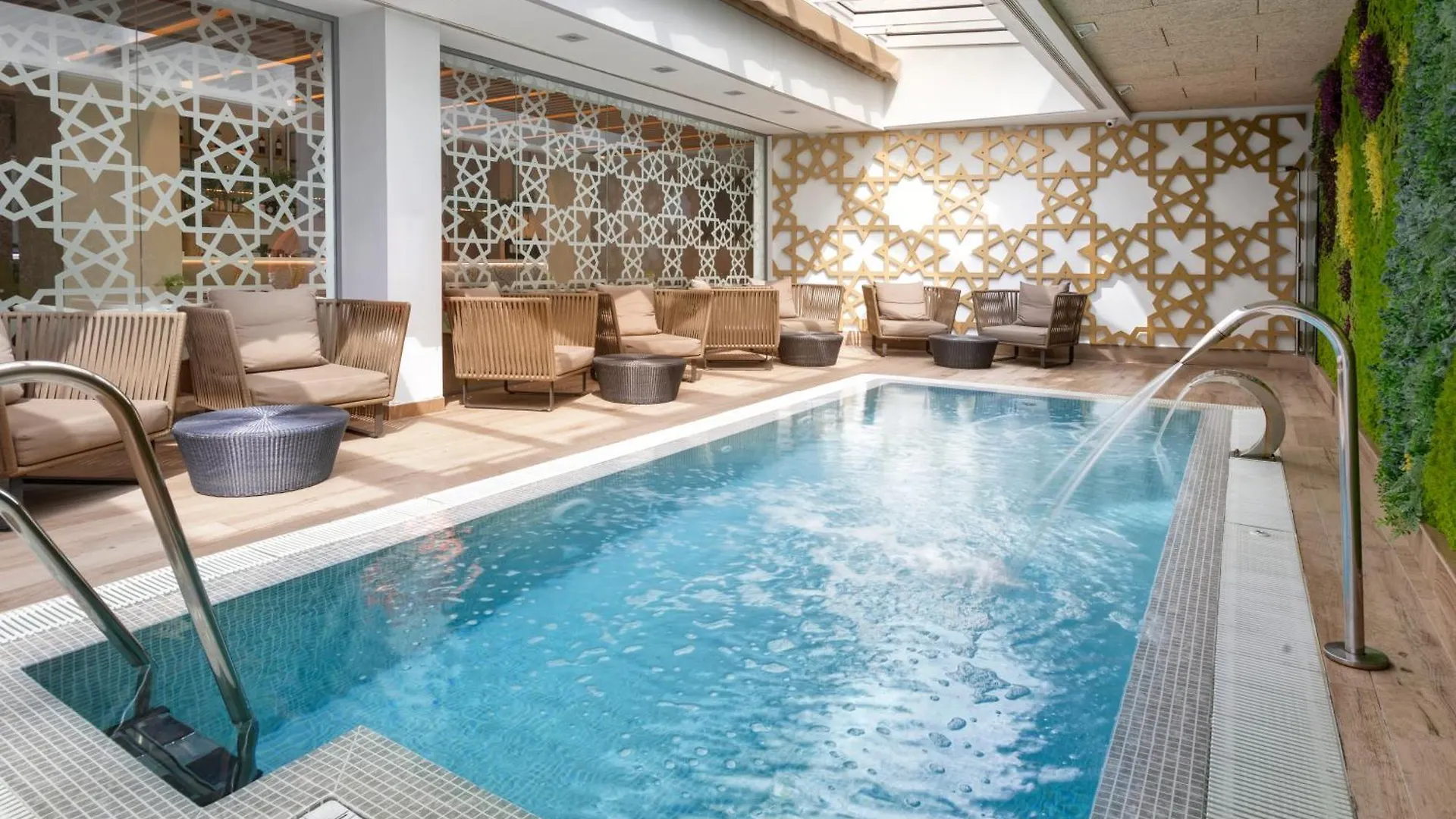Catalonia Giralda Hotel Sevilla