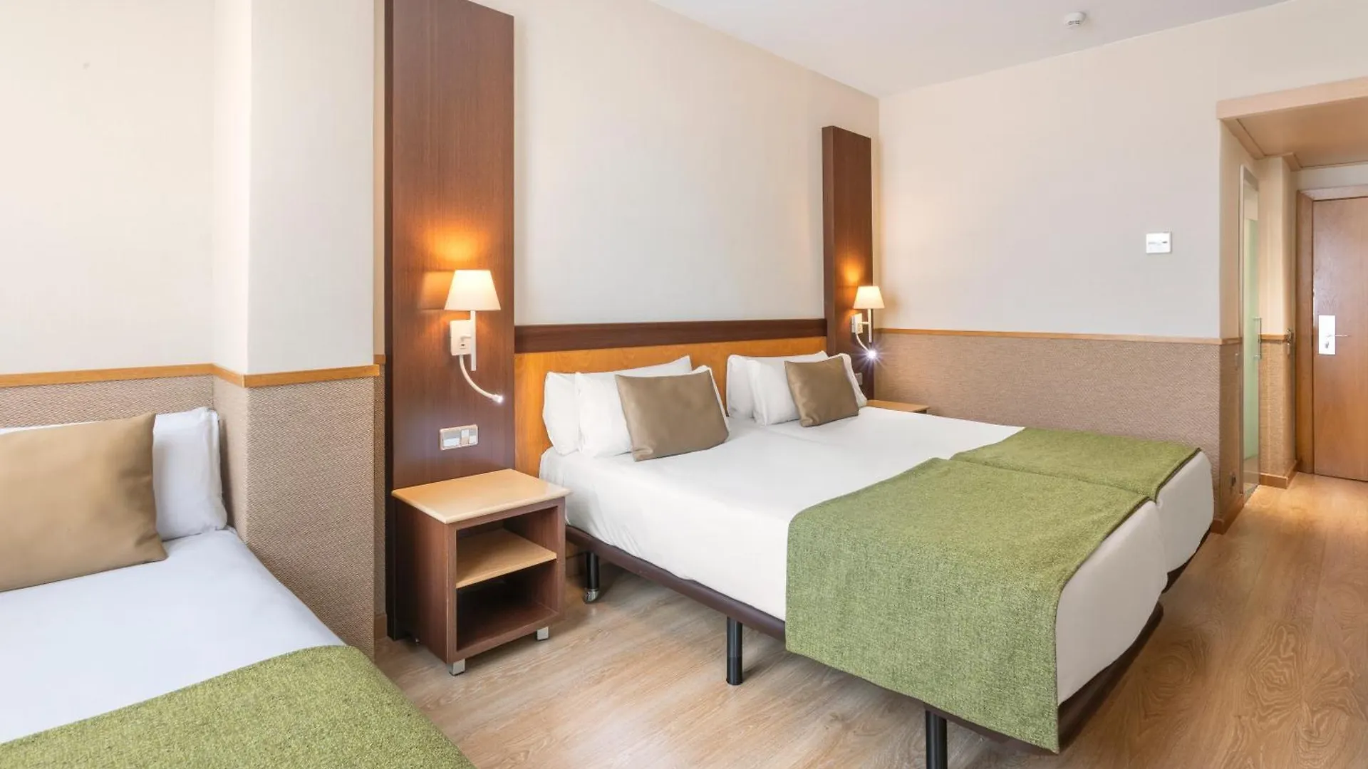 ****  Catalonia Giralda Hotel Sevilha Espanha