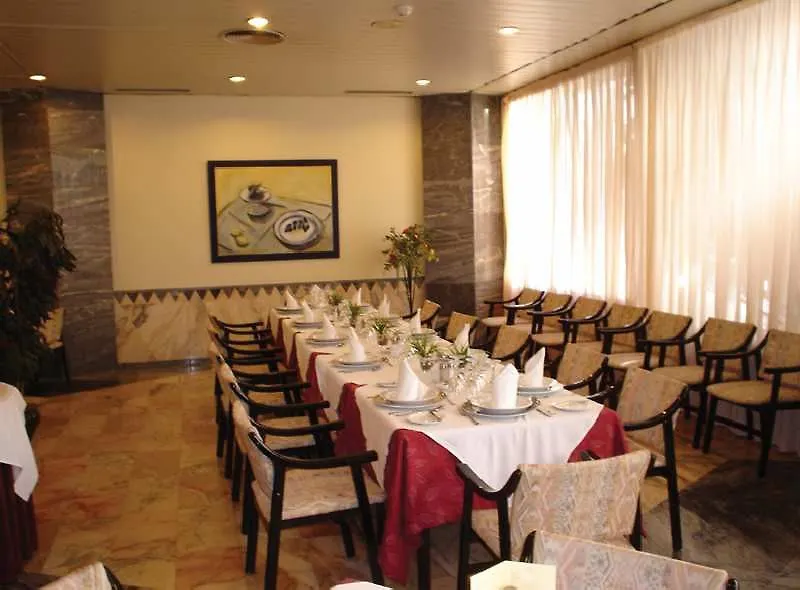 Catalonia Giralda Hotel Sevilha