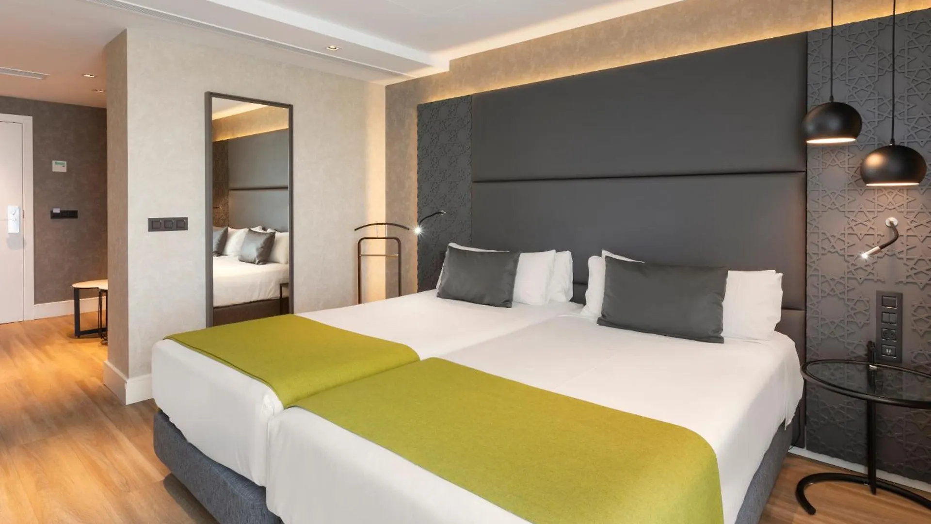 Catalonia Giralda Hotel Sevilla