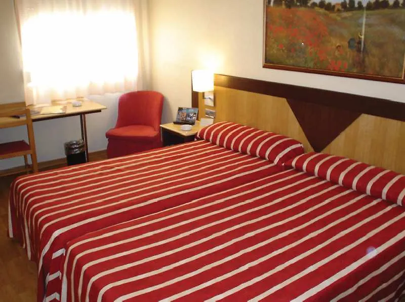 Catalonia Giralda Hotel Sevilla 4*,